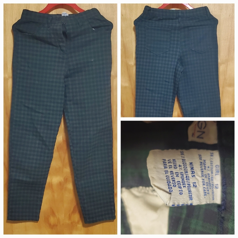 Girl's Green Pant In Design